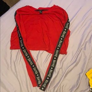 FOREVER 21 red sleeve top